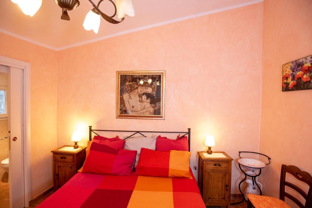 Relax Nell' Antico Borgo Vila Casperia Exterior foto