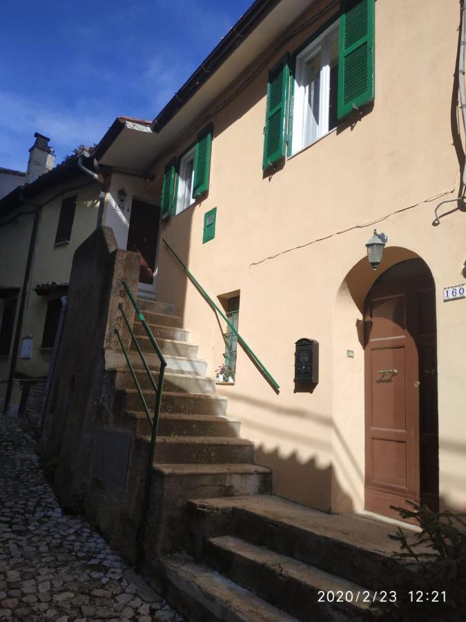 Relax Nell' Antico Borgo Vila Casperia Exterior foto